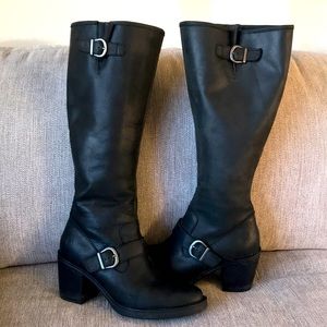 Women’s Born 7.5 zip up knee high boots - black leather